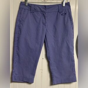 Oakley Women’s Troon Seersucker Capri Pants SZ 6 Golf Blue White